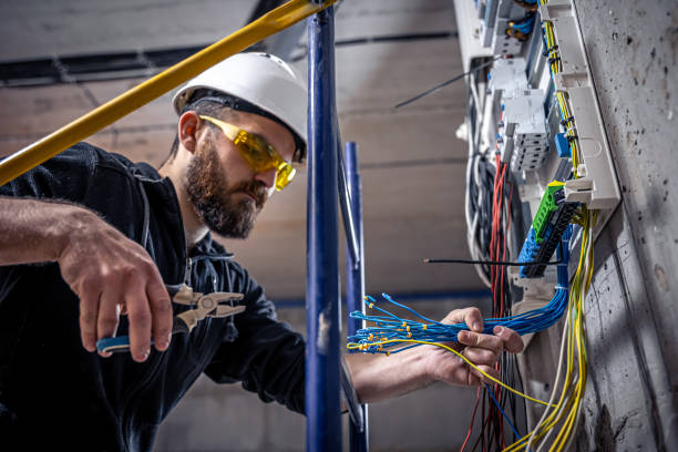 Best Circuit Breaker Repair  in James City, NC